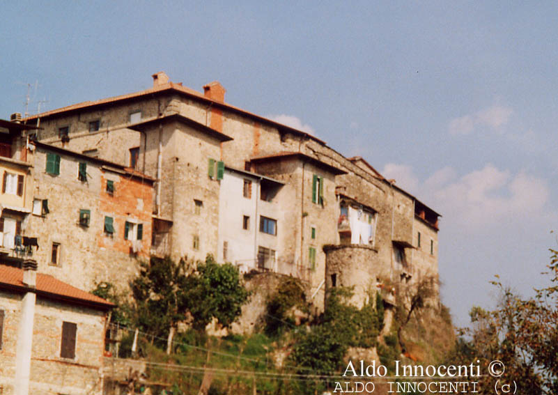 IL CASTELLO DI VIRGOLETTA